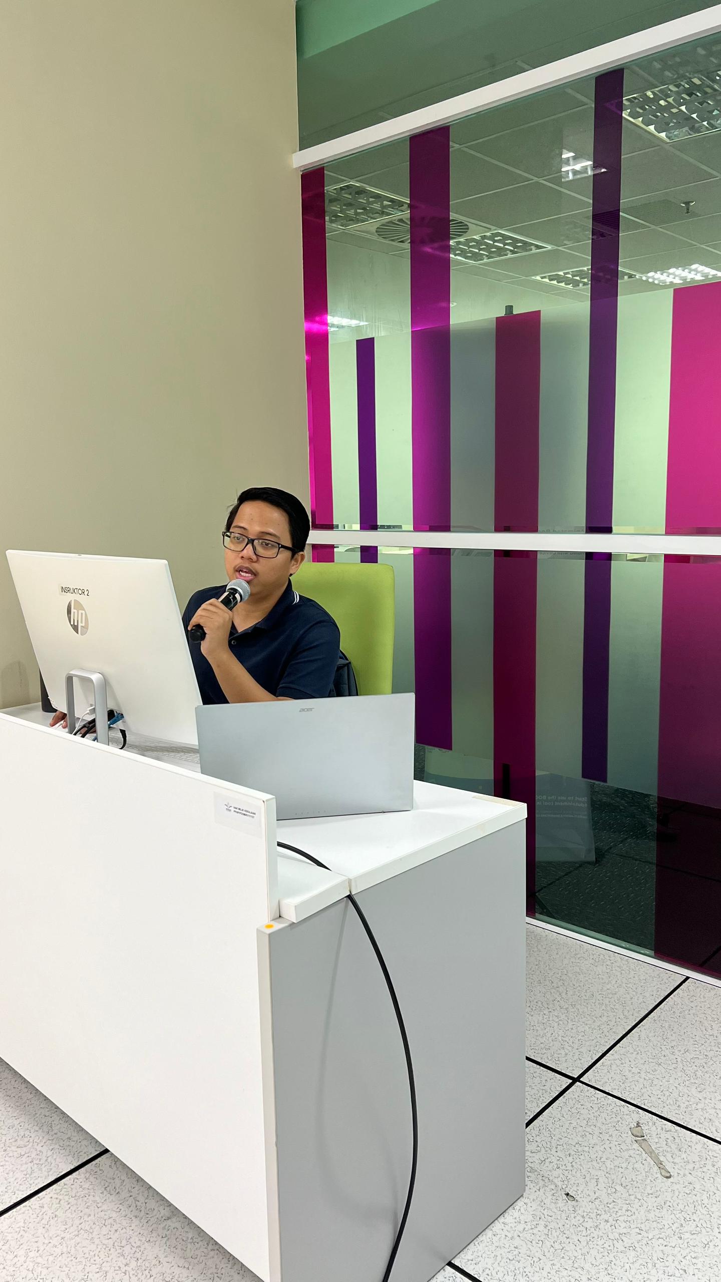 Latihan Sistem e-Strata 2024 Latihan Sistem e-Strata 2024