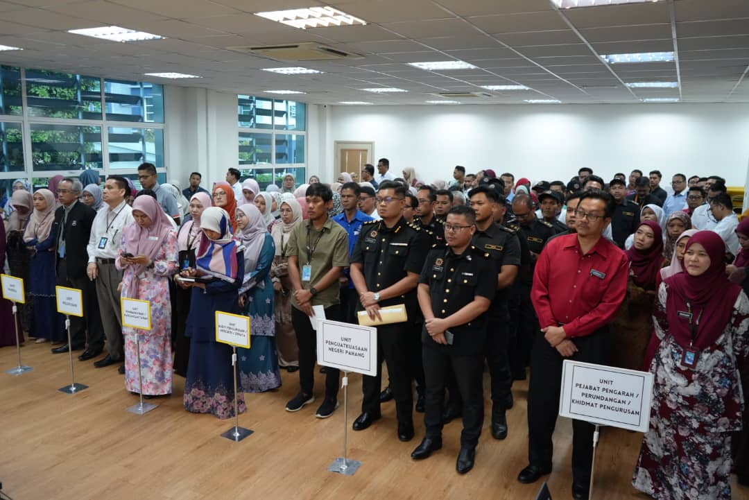 Majlis Perhimpunan Bulanan Oktober 2024 Majlis Perhimpunan Bulanan Oktober 2024
