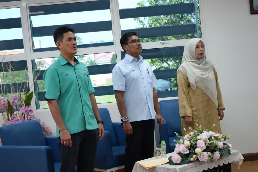 Majlis Perhimpunan Bulanan Oktober 2024 Majlis Perhimpunan Bulanan Oktober 2024