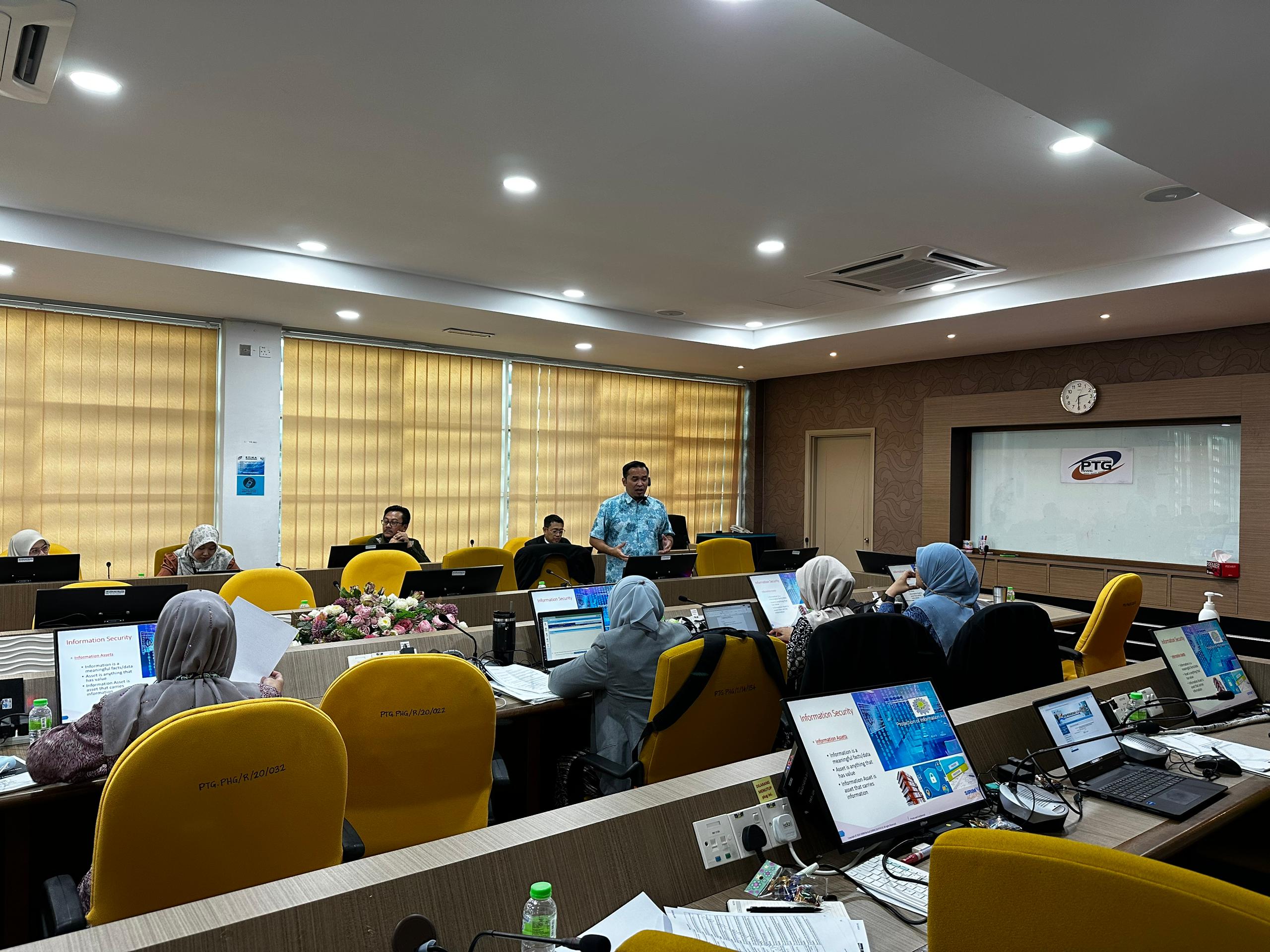 Latihan Pemahaman dan Pelaksanaan ISMS Latihan Pemahaman dan Pelaksanaan ISMS