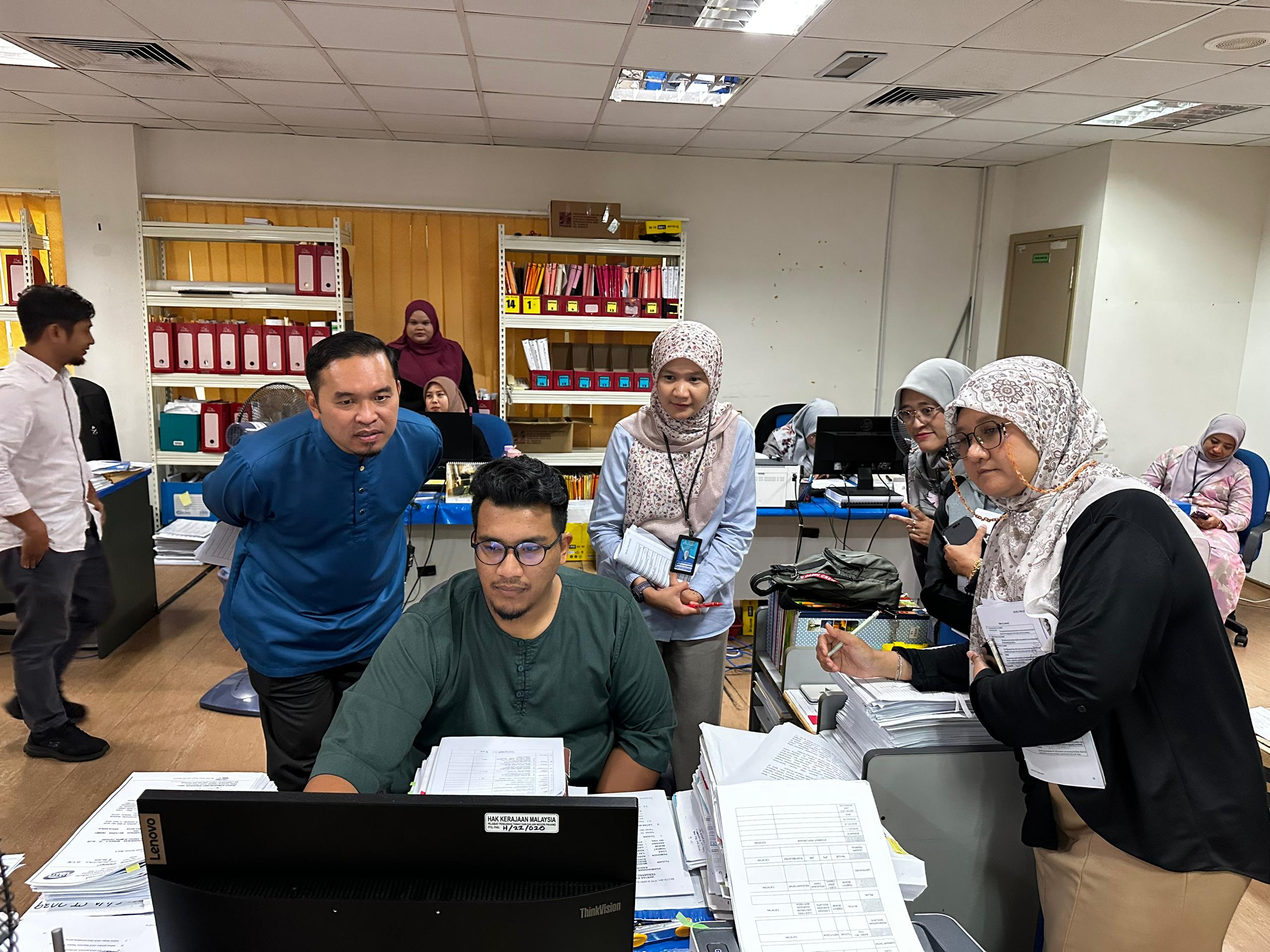 Latihan Pemahaman dan Pelaksanaan ISMS Latihan Pemahaman dan Pelaksanaan ISMS